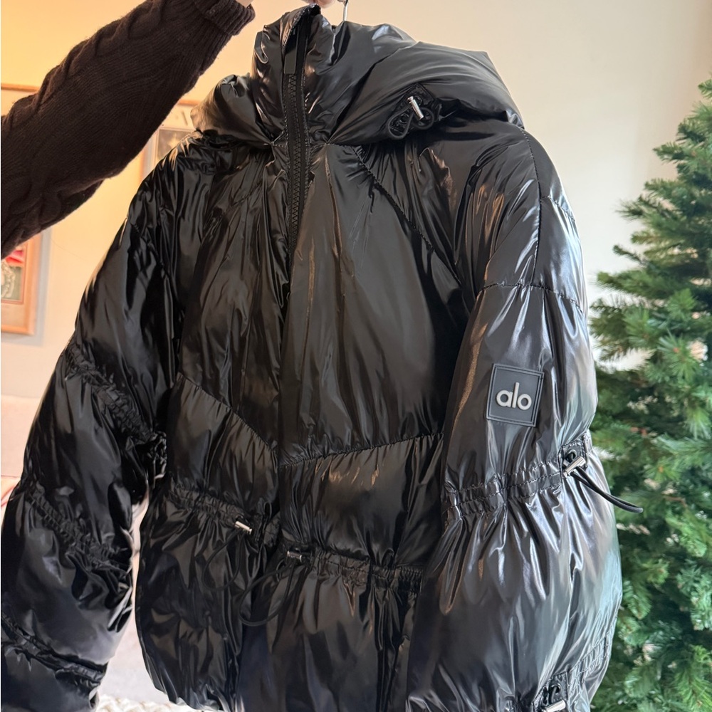 ALO Yoga Black Puffer Jacket
